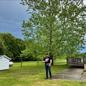 Meet your Posher, Jonathan